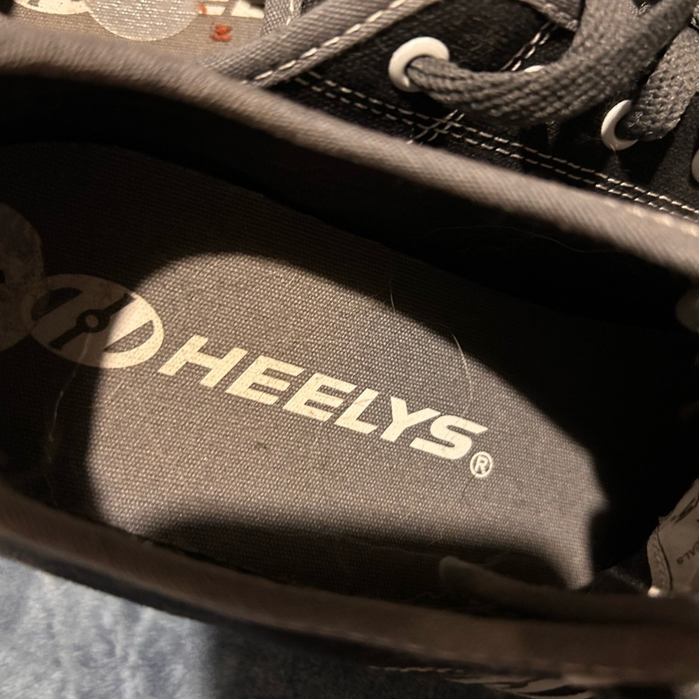 New Heelys - Picture 4 of 7